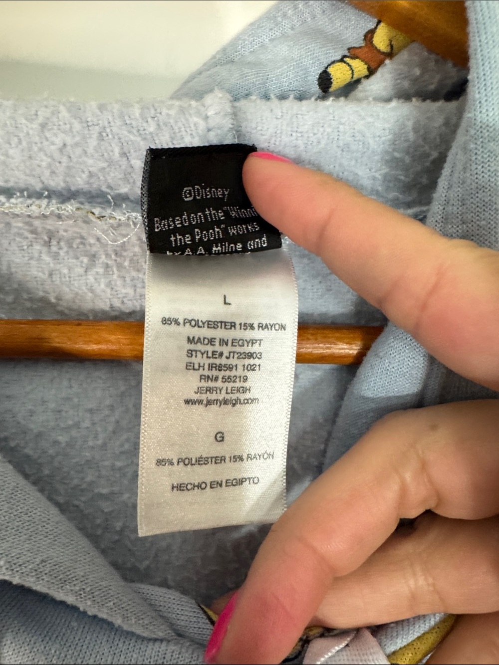 Disney Light Blue Winnie the Pooh All-Over Print Hooded Sweater Sz Large cropped - Picture 3 of 5